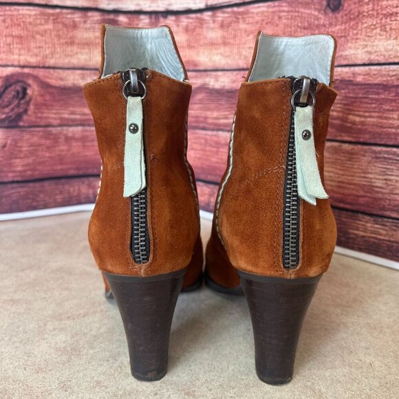 Shoe The Bear Bijou Caramel Suede Ankle Back Zip Booties - Picture 4 of 16